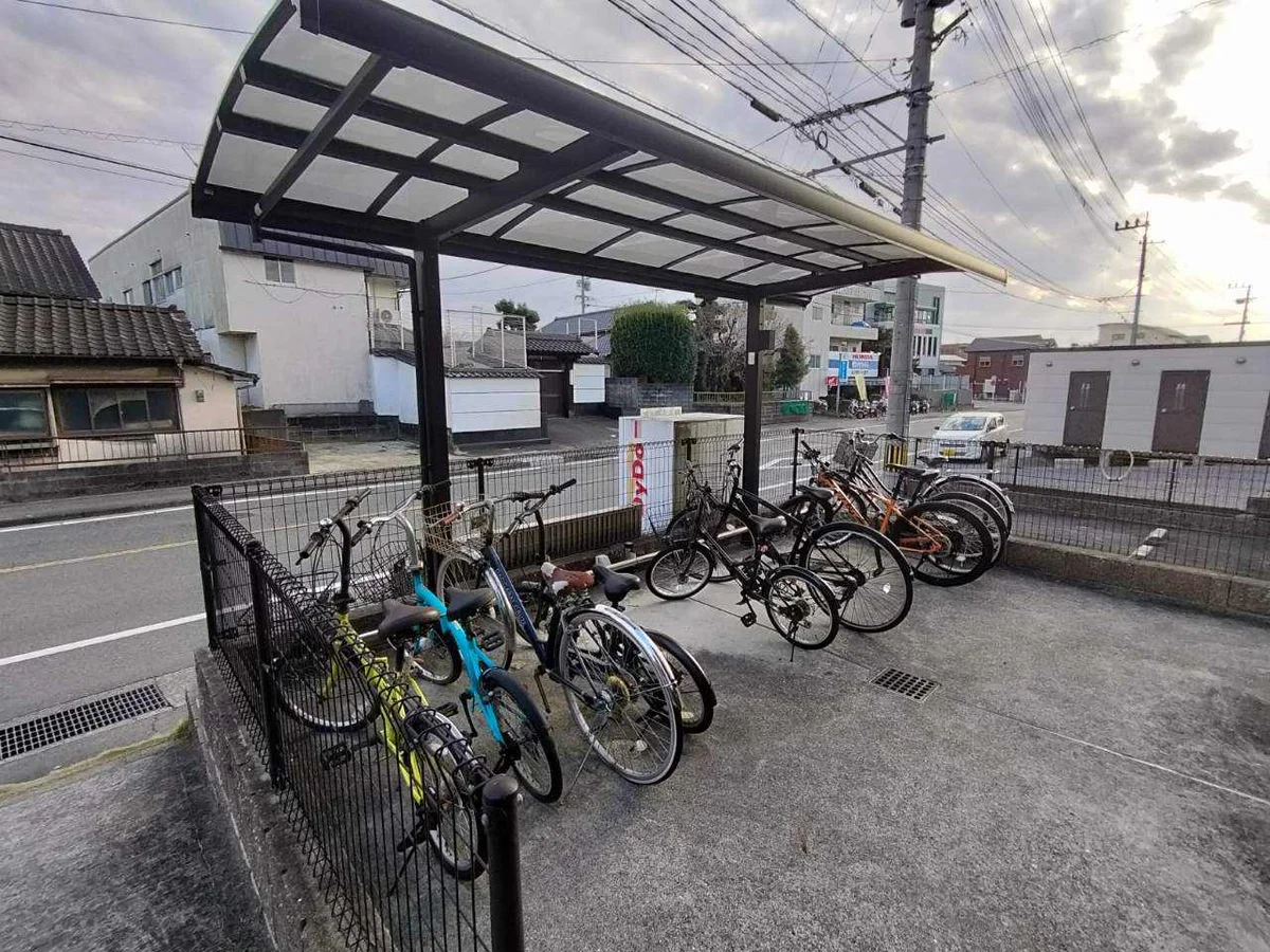 写真と現状が異なる場合は現状を優先します。