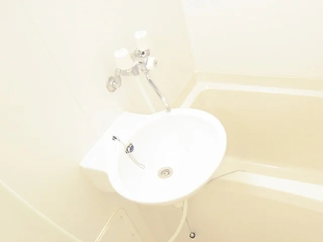 備品や設備仕様は号室等により異なります現地をご確認下さい。