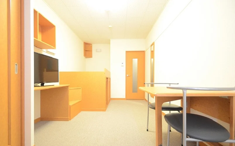 2階　カーペット