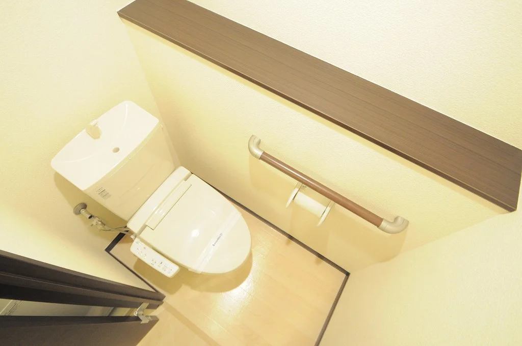 ウォシュレット付きトイレ