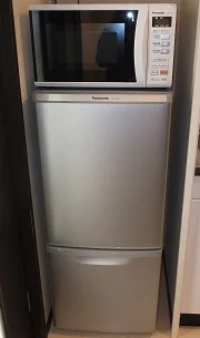 電子レンジ、冷蔵庫付き