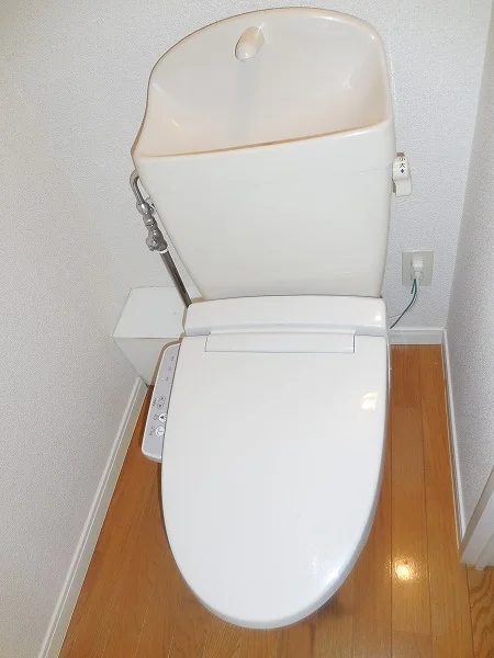 温水洗浄付きトイレ