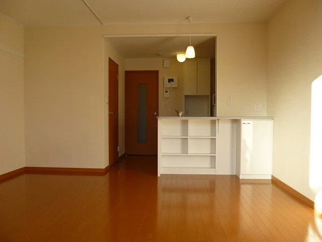 1階はフローリング、2階はじゅうたんです。