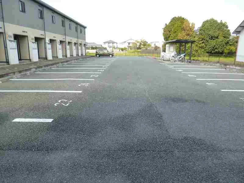 写真と現状が異なる場合は現状を優先します。