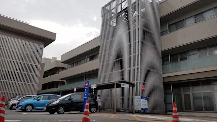 厚生連高岡病院まで車で6分