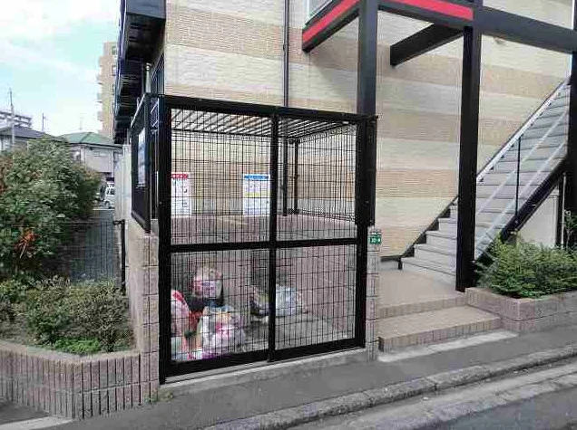 ゴミ置き場