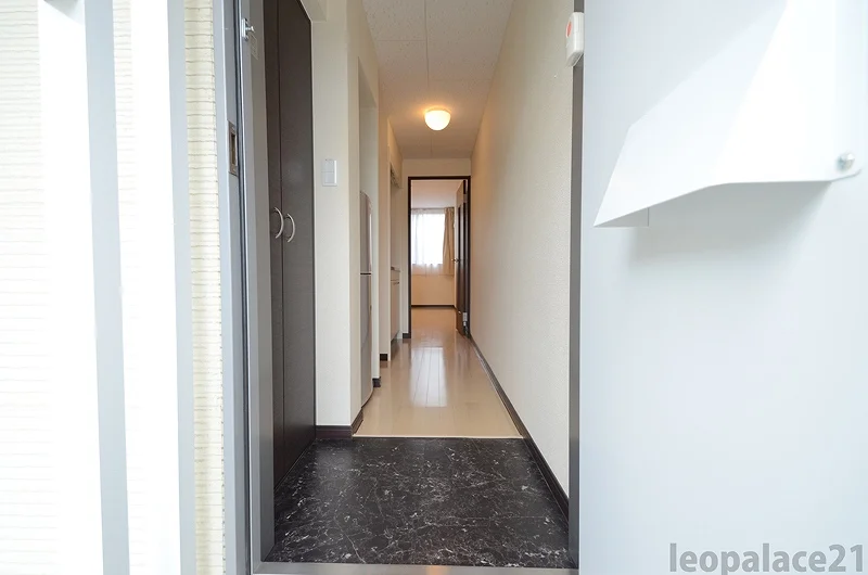 実際のお部屋と異なる場合がございます。