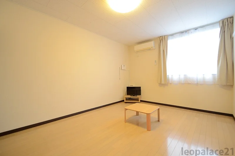 実際のお部屋と異なる場合がございます。