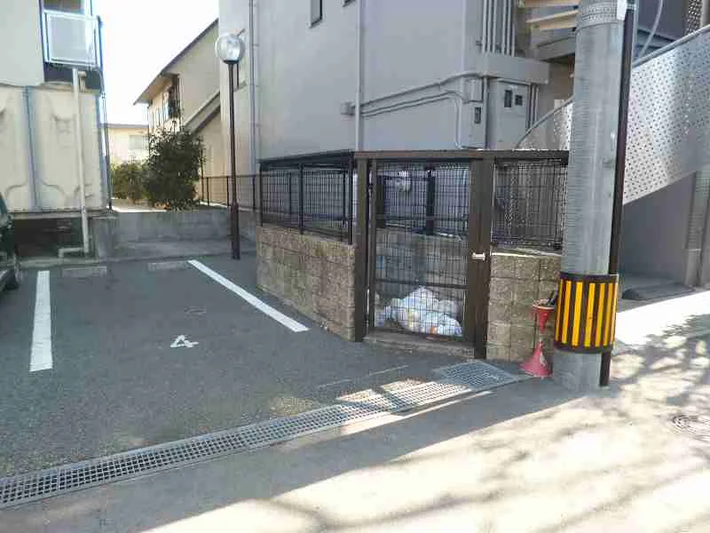 写真と現状が異なる場合は、現状を優先致します。