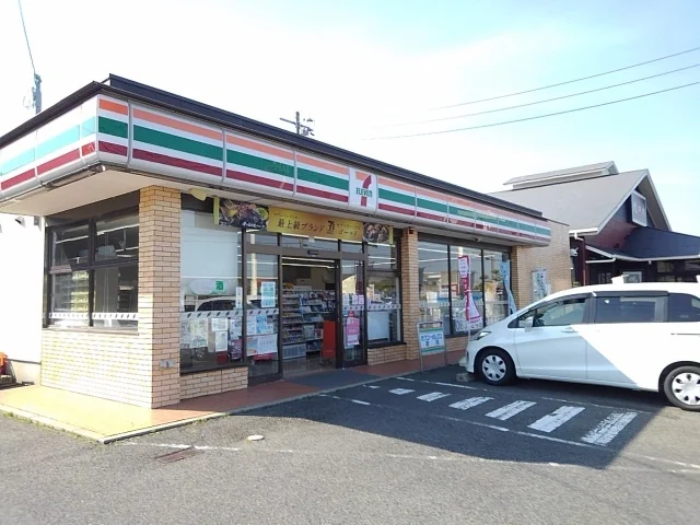 セブンイレブンまで1200m