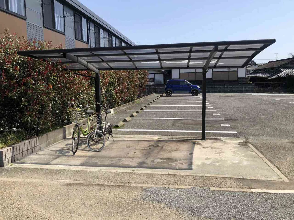 写真と現状が異なる場合は現状を優先します。