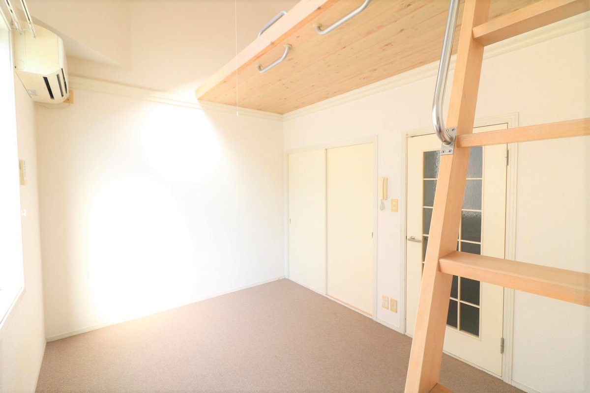 （※一部の号室で家具家電なし）１Ｆフローリング仕様・２Ｆ絨毯仕様