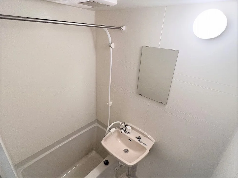 設備仕様は号室により異なる為、現況を優先致します。