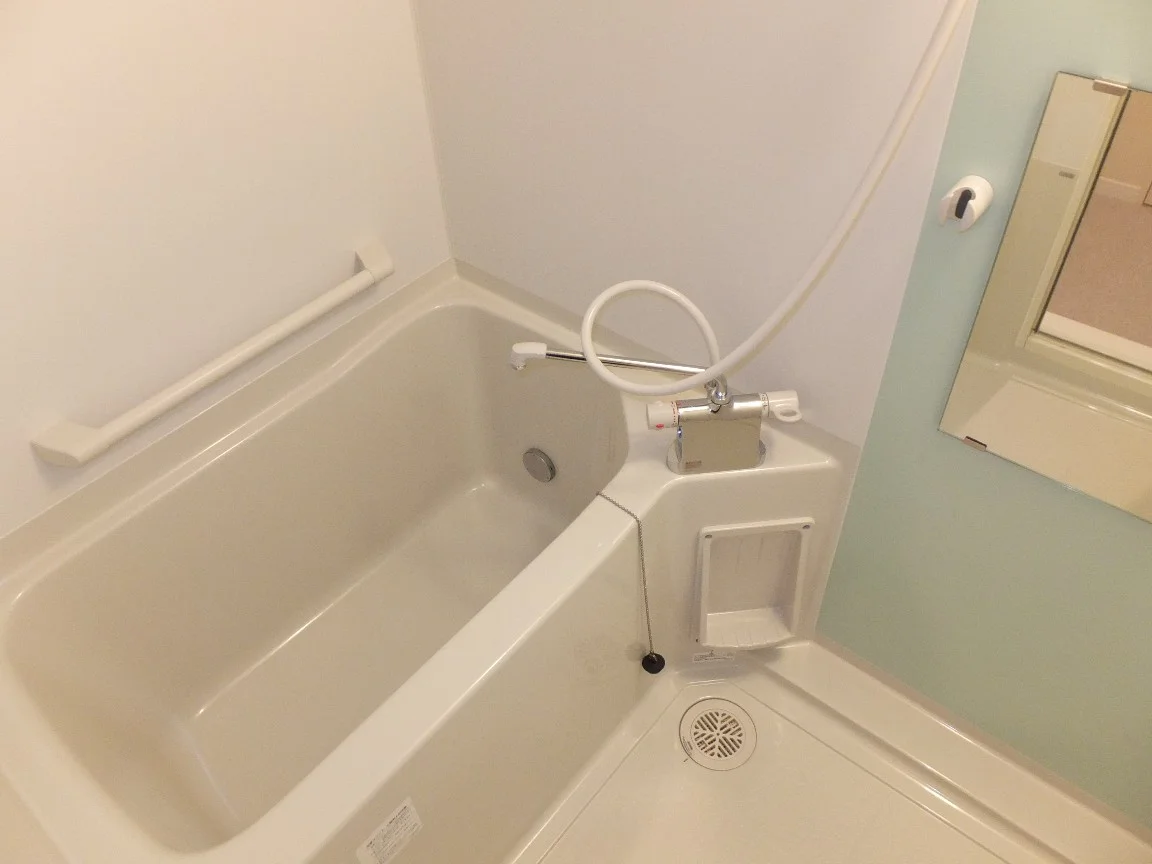 風呂トイレ別　【浴室乾燥機付き】