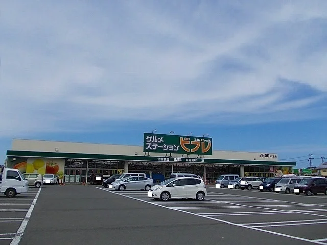 ビフレ東通店まで400m