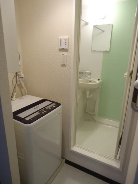 トイレとお風呂はセパレートタイプです。