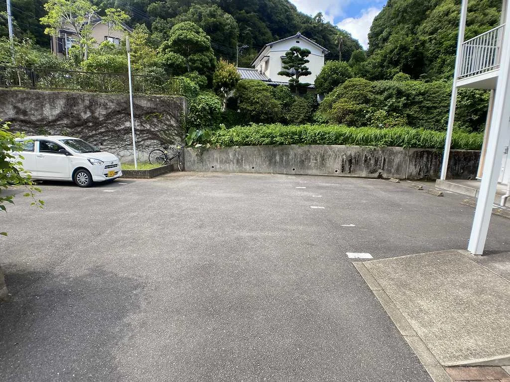 設備・仕様は号室により異なる為現況を優先致します。
