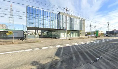 富山第一銀行 高岡支店まで徒歩8分