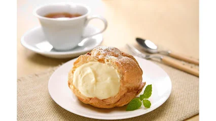 ビアードパパ イオンモール高岡店まで徒歩9分