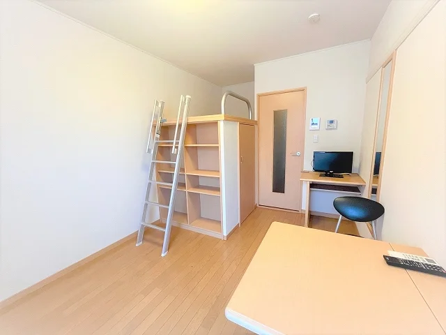 テレビなども備え付です！