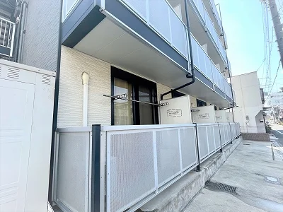 1、2、3階すべてバルコニー付き！