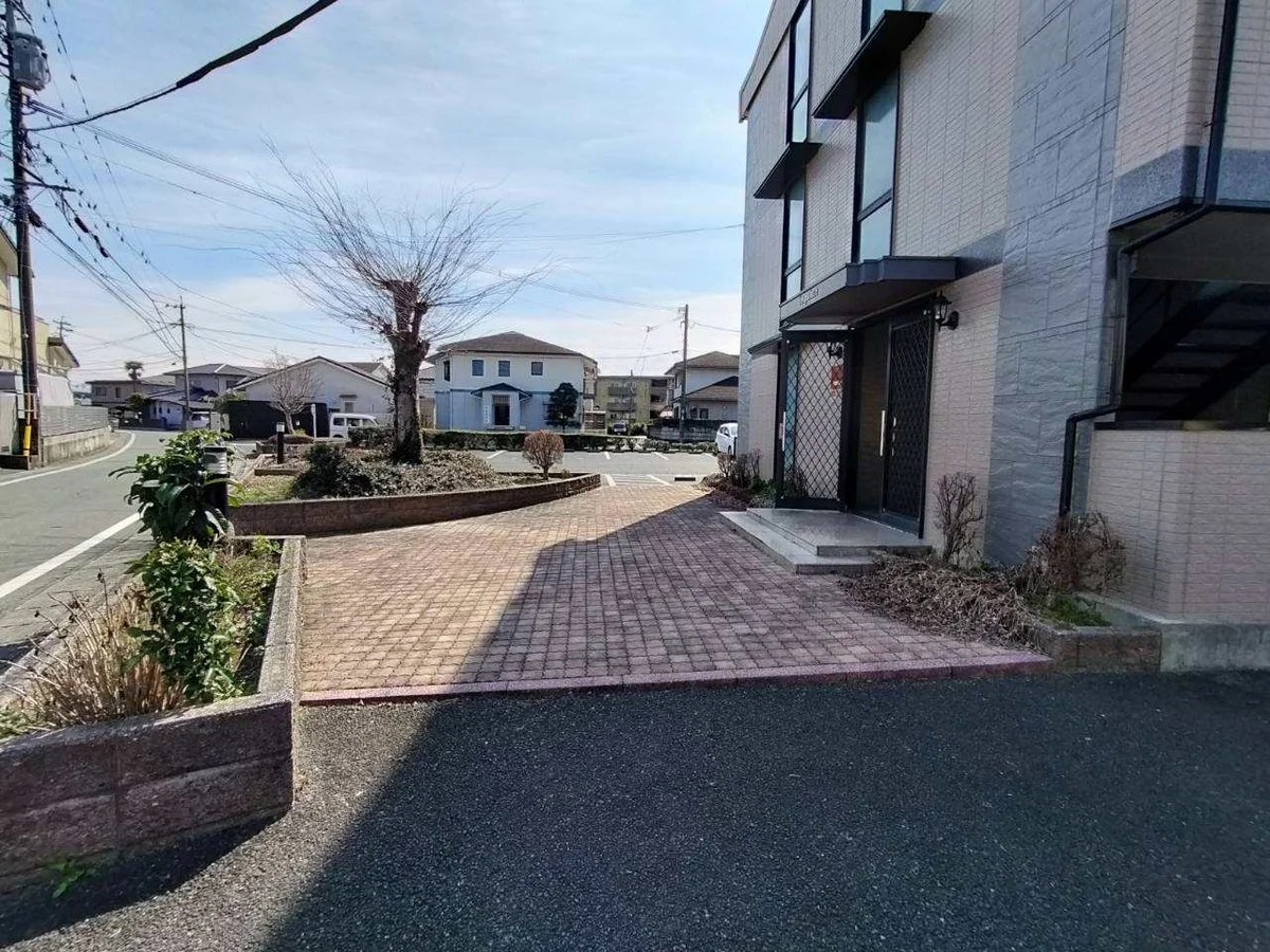 写真と現状が異なる場合は現状を優先します。