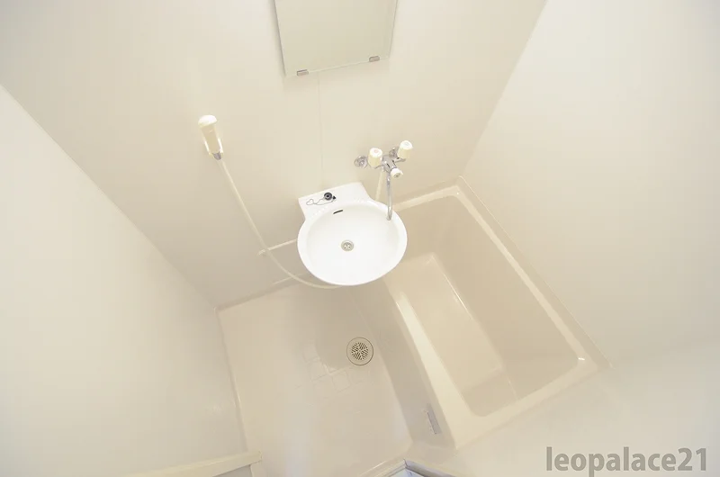 同タイプの物件写真を使用しております。