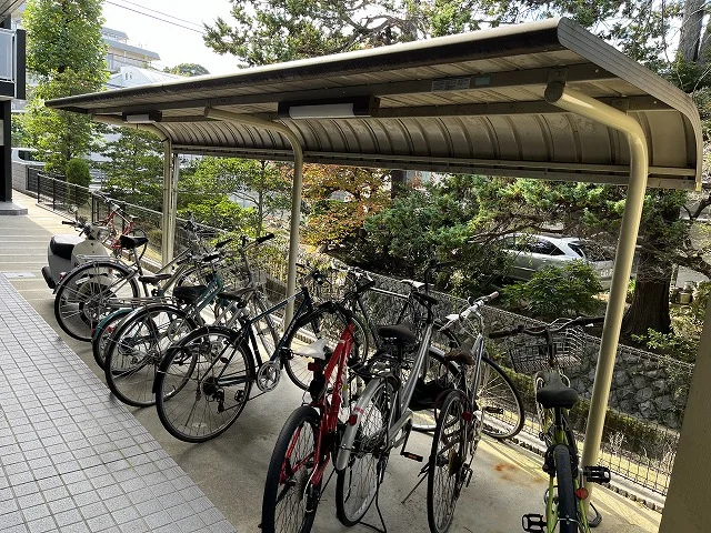 駐輪場　原付＆自転車のみ駐輪可能