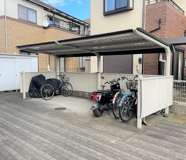 屋根付き駐輪場