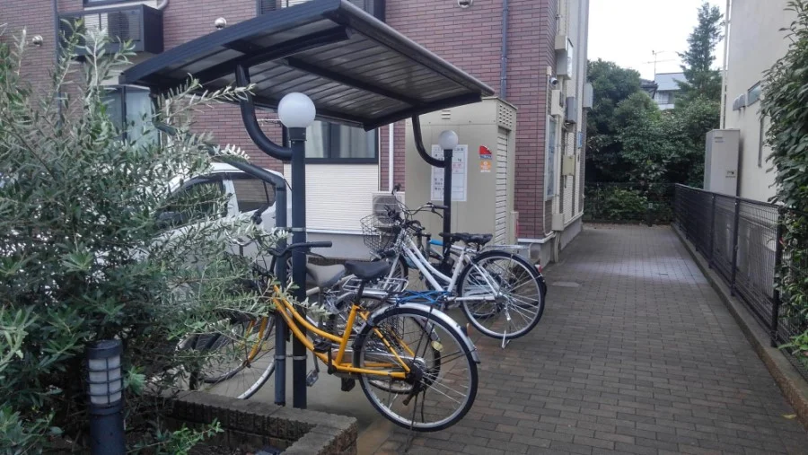 屋根付き駐輪場