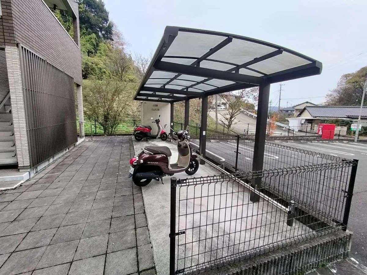 写真と現状が異なる場合は現状を優先します。