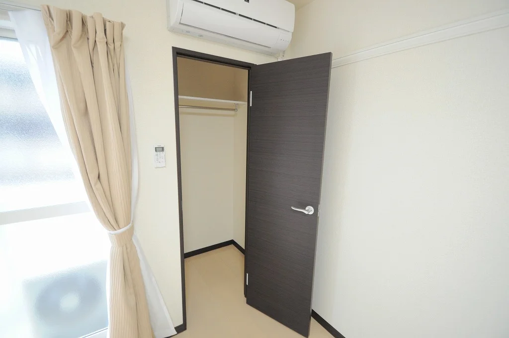 実際のお部屋と異なる場合がございます。