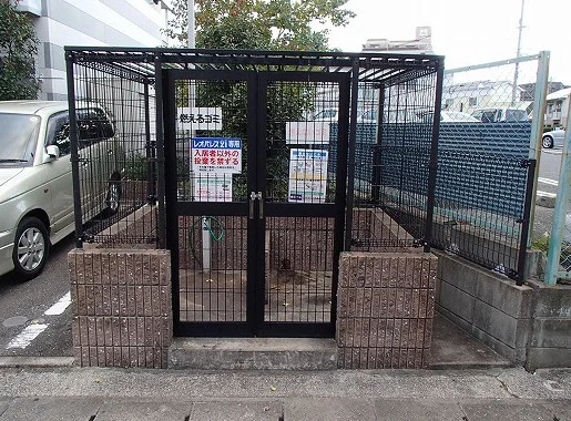 ゴミ置き場