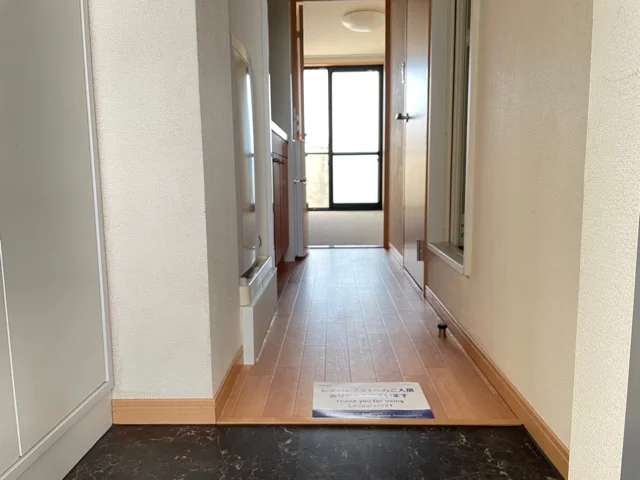 1Fの床面は、フローリング敷きです。