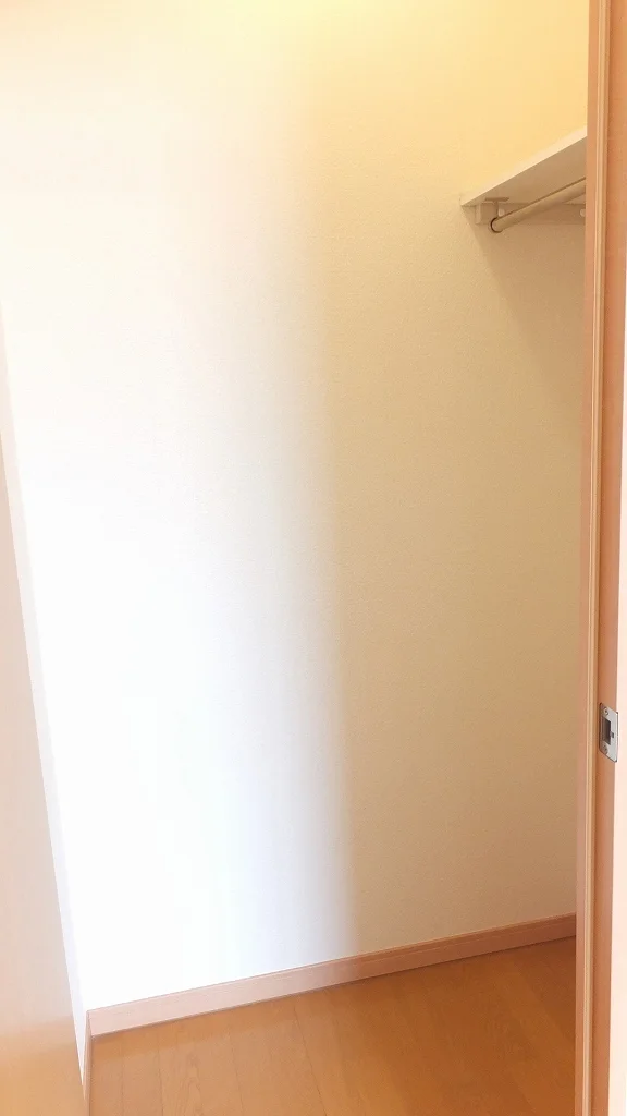 ハンガーポール付き