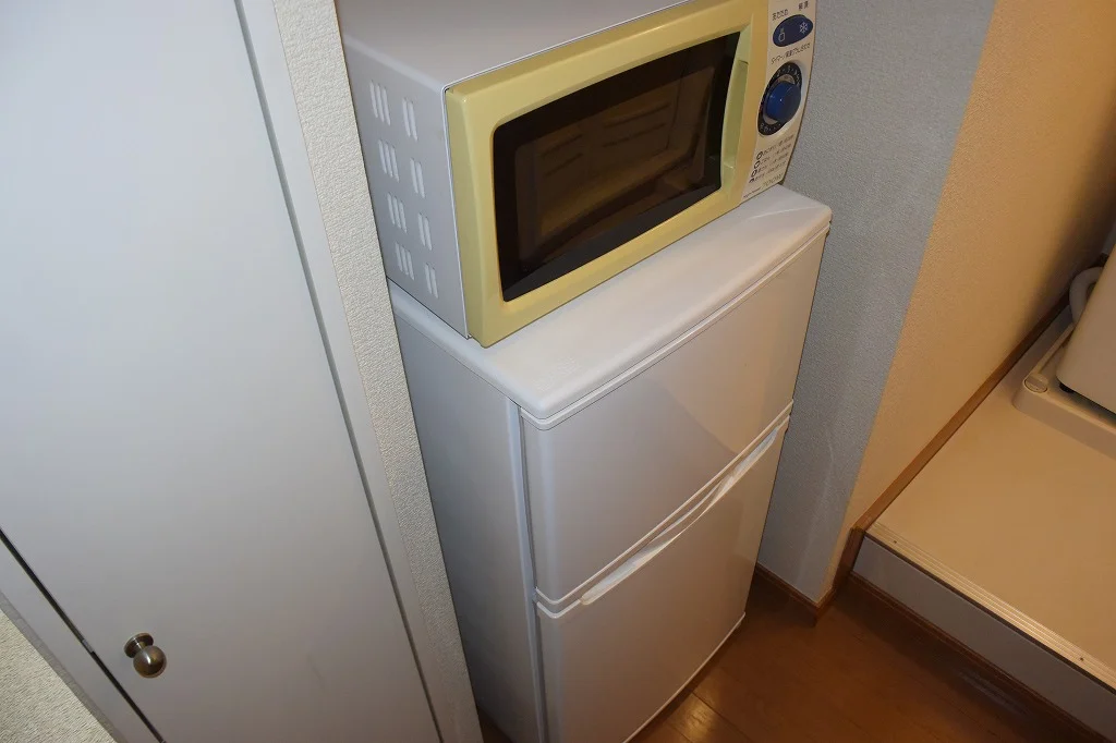 電子レンジと冷蔵庫付いてます♪