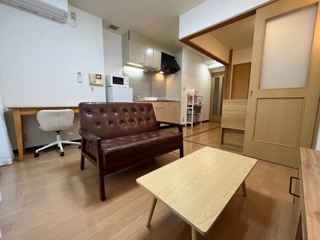 ※炊飯器・鍋フライパン・掃除機・アイロン・空気清浄機・HDD・ブルーレイレコーダーは現在設置しておりません。