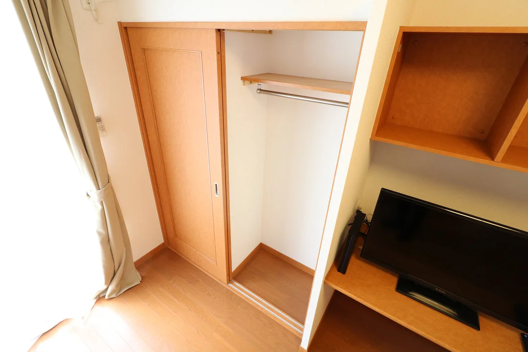 大型クローゼットにより収納も安心