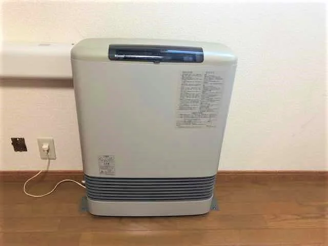 居室：１Fはフローリング　2Fは絨毯