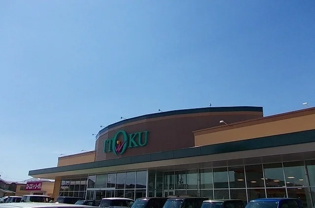 イトク　自衛隊通店まで1800m