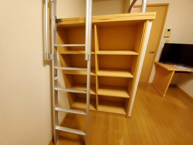 ロフトはベッドとしても、収納としても使えます。