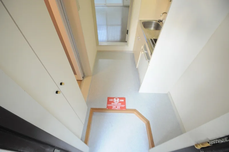 同シリーズの類似となります。現況を優先致します。