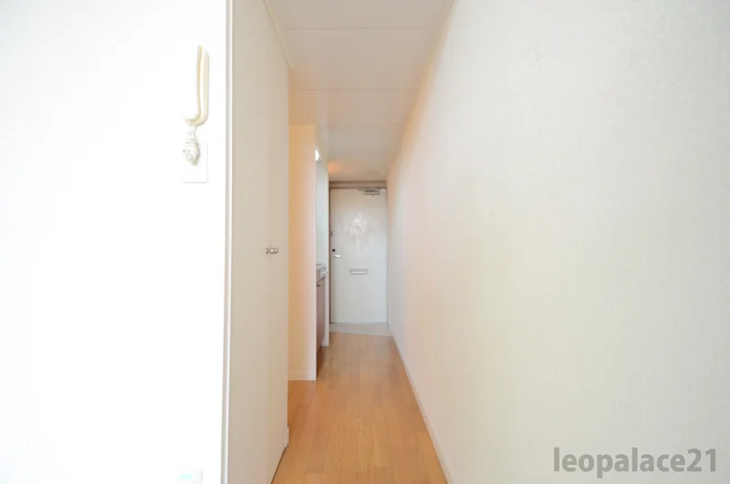 実際と異なる場合がございます。