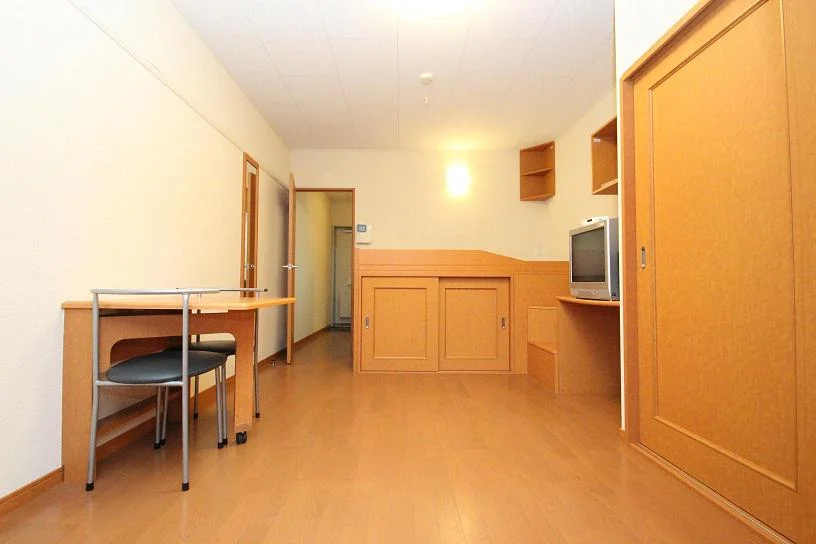 １階はフローリング、２階はカーペット敷きになります。