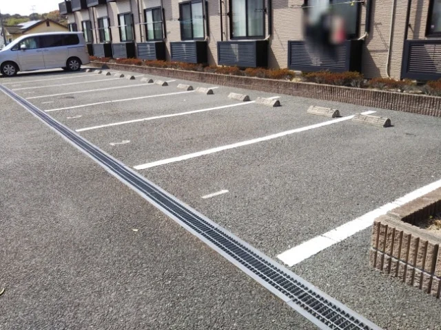 写真と現状が異なる場合は現状を優先します。