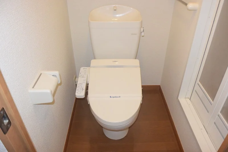 温水洗浄便座です!!