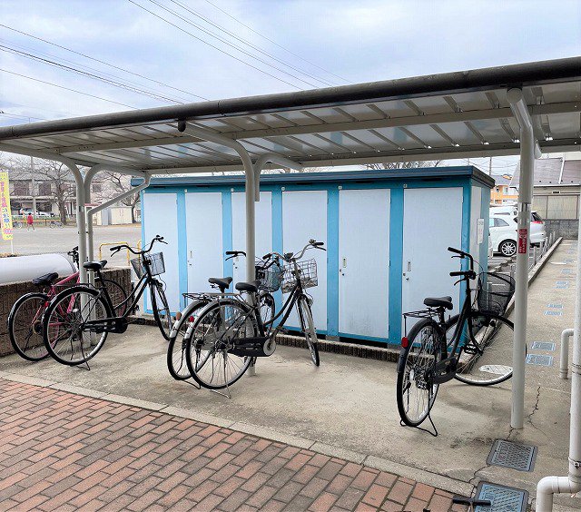 屋根付き駐輪場