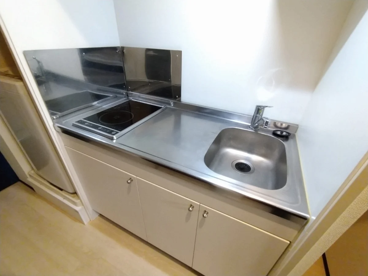 シングルレバー設置　シンク広めタイプ