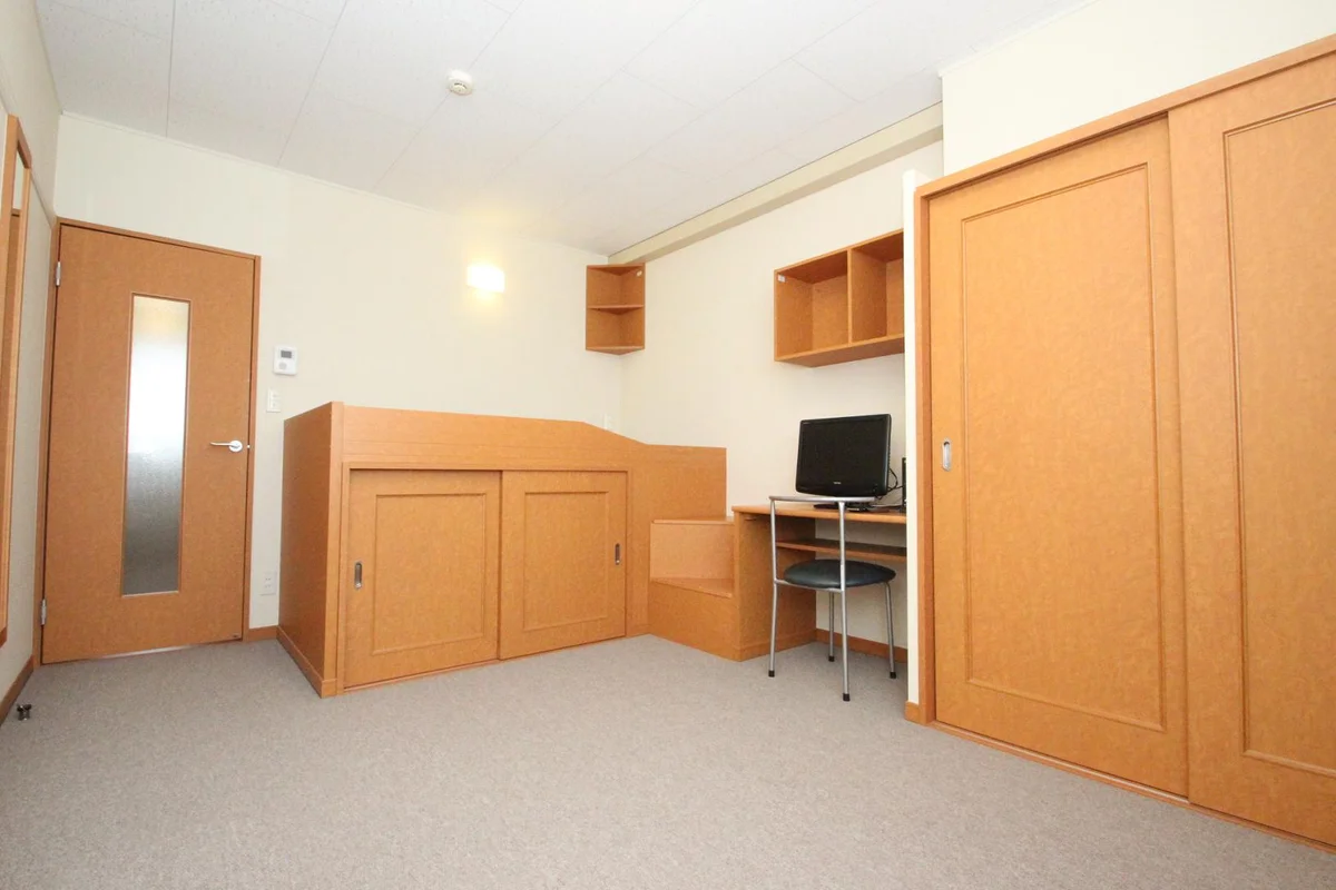 １階はフローリング、２階はカーペット敷きになります。