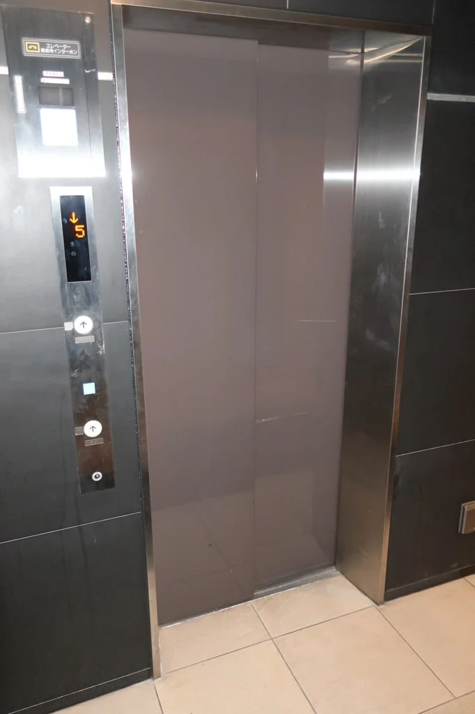 エレベーター